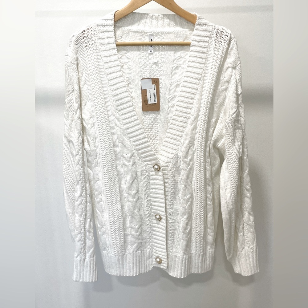 E Pretty White Cable Knit Cardigan With Faux Pearl Buttons Cottagecore preppy